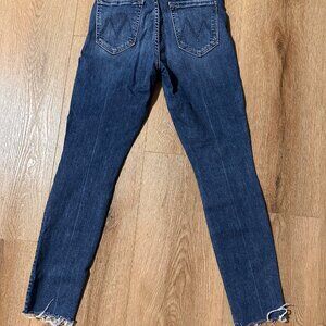Mother Denim High Waisted Looker in Walking on Coals size 26